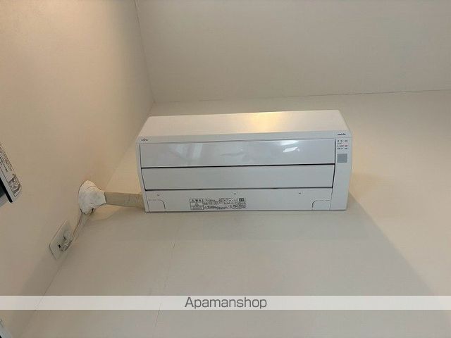 ヴァイスハイト平野の内装写真