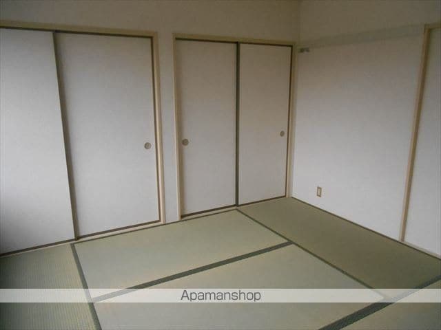 エクシード岸和田C棟の内装写真