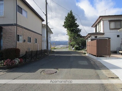 ファミーユ永井Ｂ[1LDK/48.02m2]の周辺7