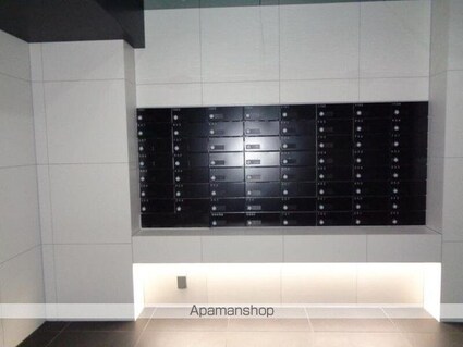 ジェノヴィア三ノ輪スカイガーデン[2LDK/53.4m2]のロビー