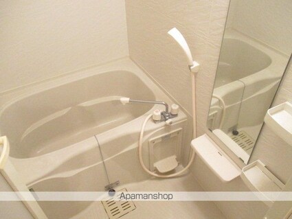 ＲＥＳＩＤＥＮＣＥ　ＳＡＴＳＵＭＡ[1K/32.96m2]のバス