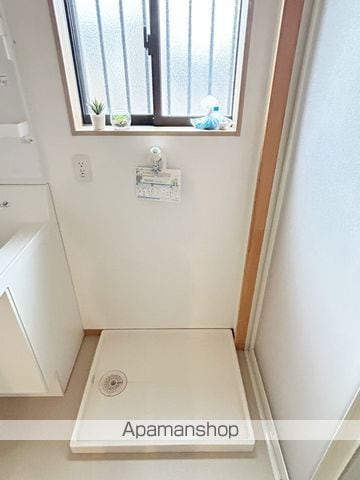 袋井市 2階建 築57年の内装写真