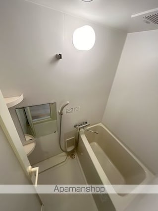 メゾンクレールⅢ[1K/27.94m2]のバス