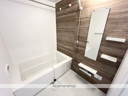 Ｖｉａ　Ｌｕｃｅ（ヴィア　ルーチェ）[2LDK/54.88m2]のバス