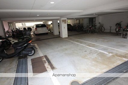 ハイツトーン[1R/15m2]の駐車場