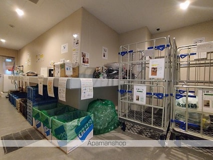 千葉県千葉市中央区中央３丁目[1K/26.09m2]の共用部1