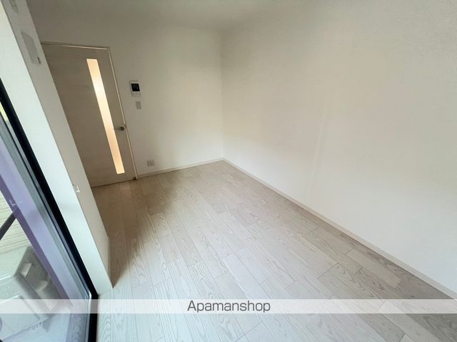 ヴェルメゾン三津屋中の内装写真