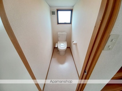 長野県安曇野市三郷明盛[4LDK/110m2]のトイレ