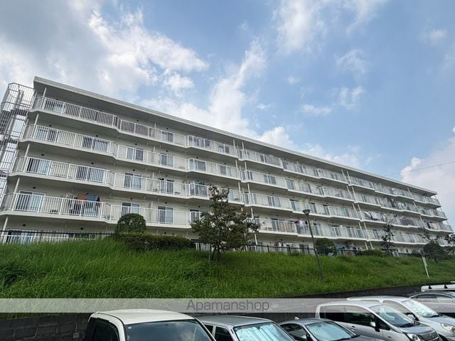 厚木毛利台ハイツ七号棟の外観写真