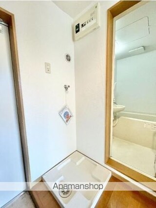 東京都立川市曙町１丁目[1R/17.68m2]の玄関