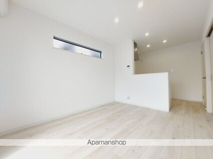 Ｏｎｅ　Ｓｔｅｐ東垣生[1LDK/31.3m2]のリビング・居間