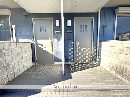 サンビレッジ松原[2LDK/65.66m2]のエントランス