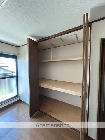 DUPLEX 国王323Bの内装写真