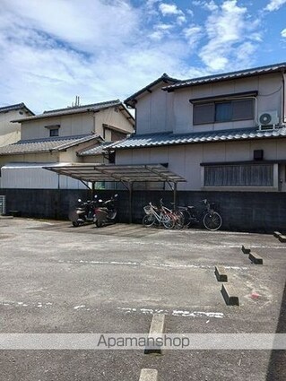タウニイ梅原Ⅱ[2LDK/50m2]の駐車場4