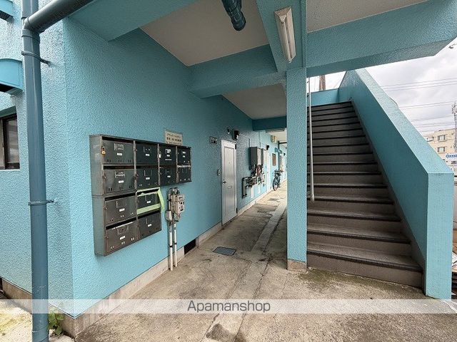 グランドールオギノの玄関写真