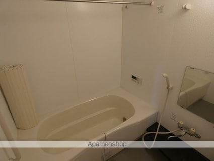 フォレスト　Ｂ棟[2LDK/53.25m2]のバス