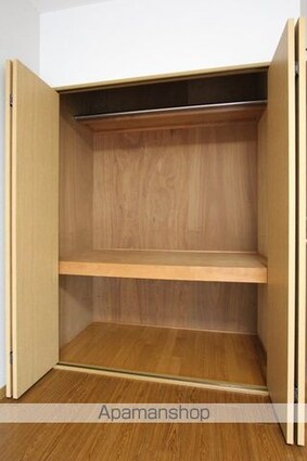 ミッキーロイヤル道後[1K/28.16m2]の収納