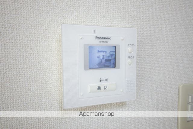 ブリージングタウン百草園C−2号棟の内装写真