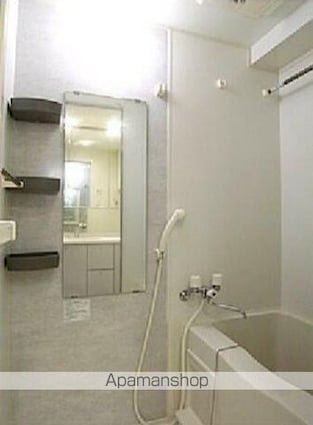 ガーラプレイス新宿御苑[1K/29.6m2]のバス