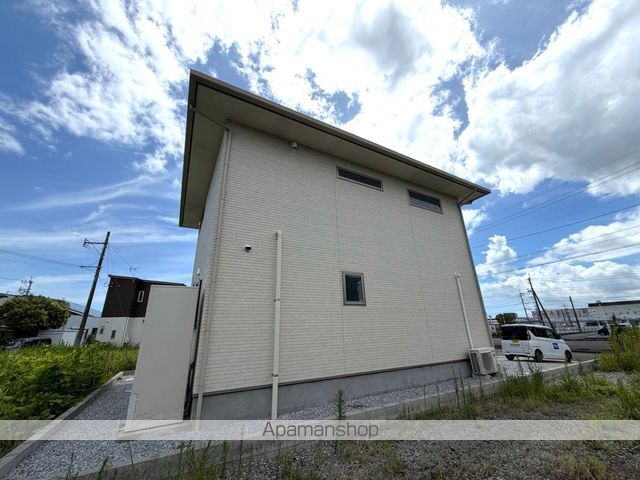 南田貸家の外観写真
