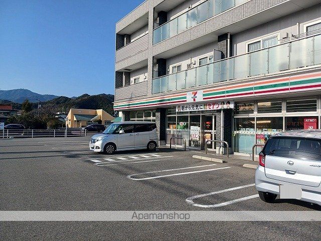 ホワイト フォックス IIの内装写真