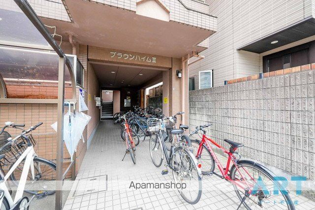 ブラウンハイムIIIの玄関写真