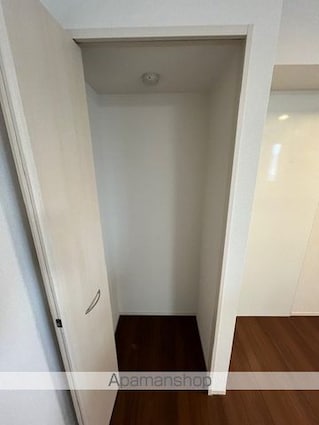 ティーガーデンレジデンス[1LDK/42.62m2]の収納