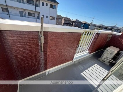 エストロジュマン[2LDK/63.11m2]のバルコニー