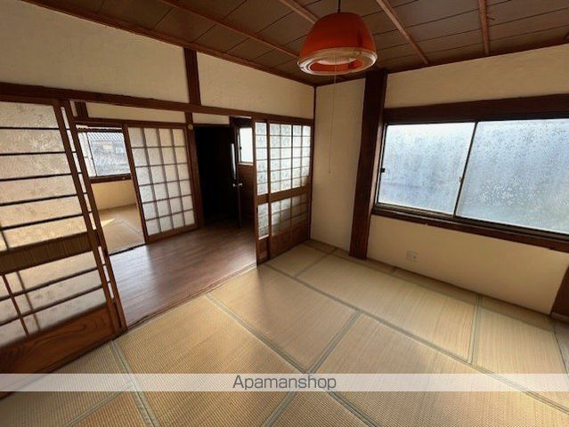北陸本線 長浜駅 徒歩7分 2階建 築37年の内装写真