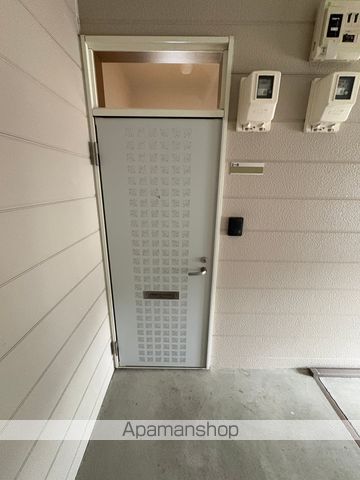 パリエ新緑の玄関写真