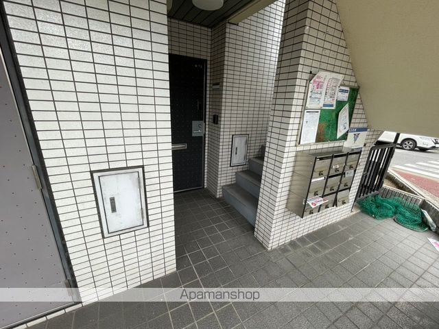 クレドール望が丘の玄関写真