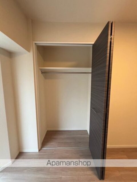 東京都新宿区北新宿４丁目[2LDK/66.39m2]の収納