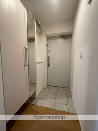 東京都中野区本町５丁目[2LDK/46.14m2]の玄関