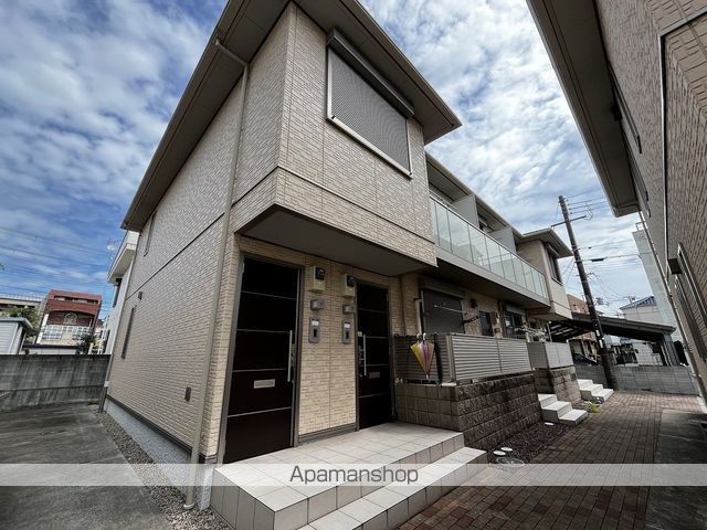 ヴィラーチェ神屋IIの外観写真