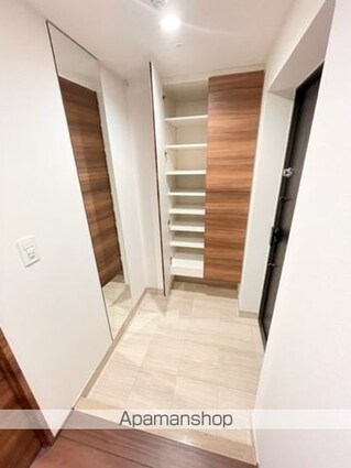 リーラ中野[1LDK/42.16m2]の玄関