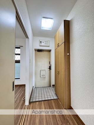 マンショングリーン立川[3LDK/69.4m2]の玄関