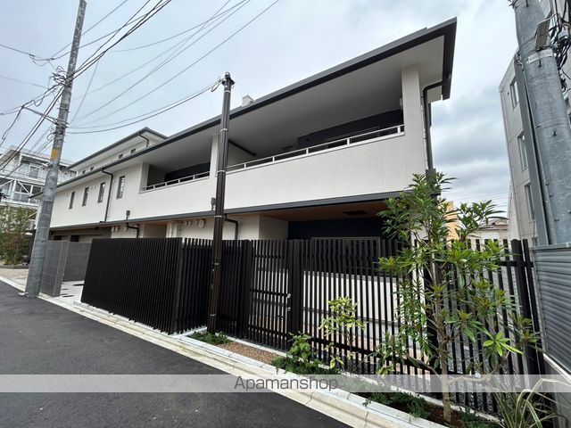 MOCXION PREMIUM四谷大京町の外観写真