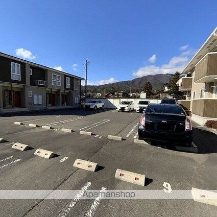 ベルソレイユ　Ｂ[1LDK/45.65m2]の駐車場