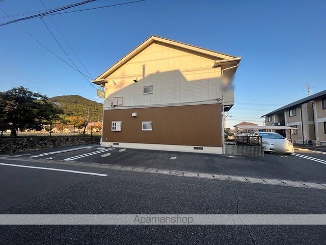 ファミーユ竹原 Dの外観写真