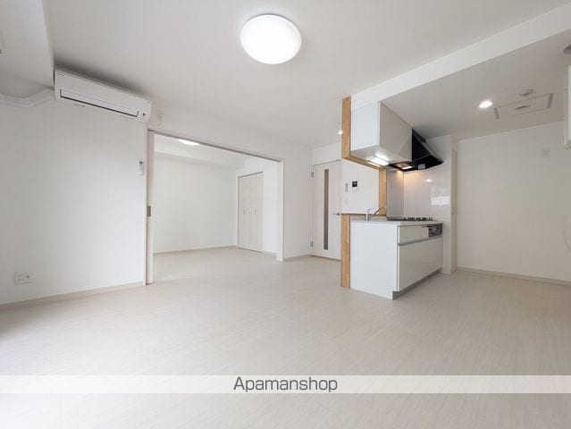 LUCY HOUSE IIの内装写真