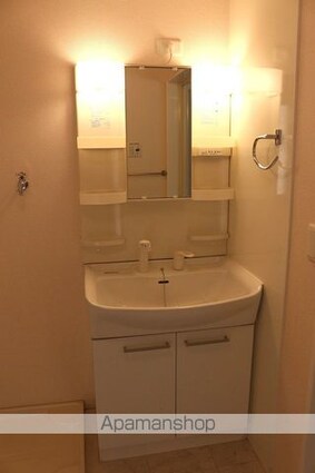 ラヴィアンローズ　Ｃ棟[2LDK/72.28m2]の洗面所