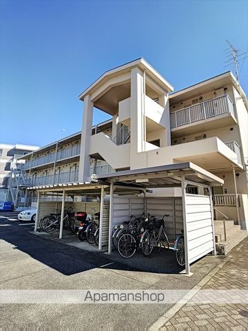 エクステージの外観写真
