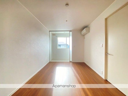 白百合[2LDK/47.77m2]のリビング・居間