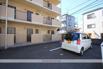 ジュネスミトモ[1K/30.1m2]の駐車場1