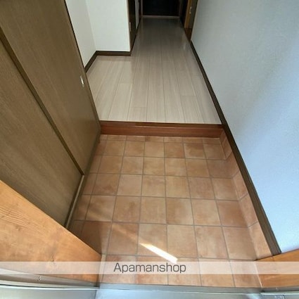 Ｓｕｒｐｌｕｓ　Ｔｗｏサンライズ石川[1LDK/44.75m2]の玄関