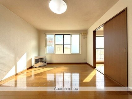 メゾンひまわり[2LDK/56.3m2]のリビング・居間