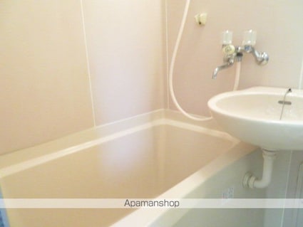 ライブリー上杉[1K/24m2]のバス