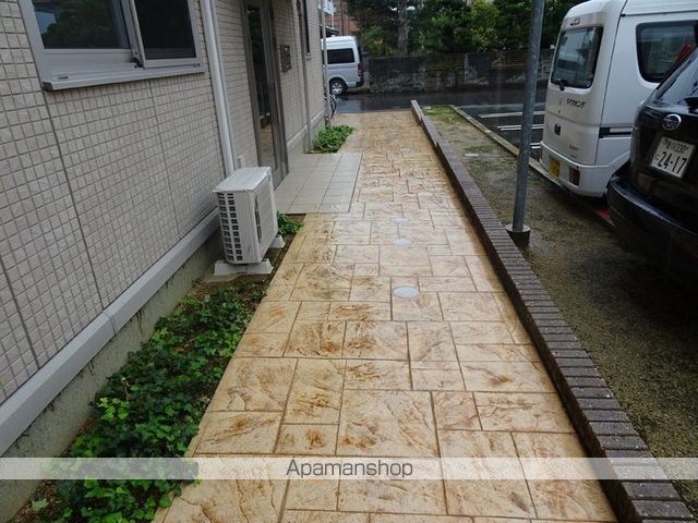 セジュール・フーキ Bの玄関写真