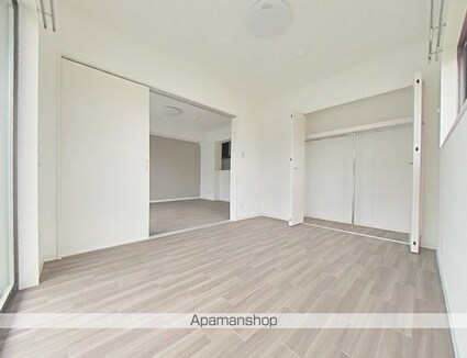 ソレアード初石[2LDK/65m2]の内装