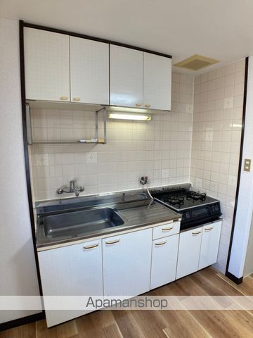 タクティ三津屋の内装写真